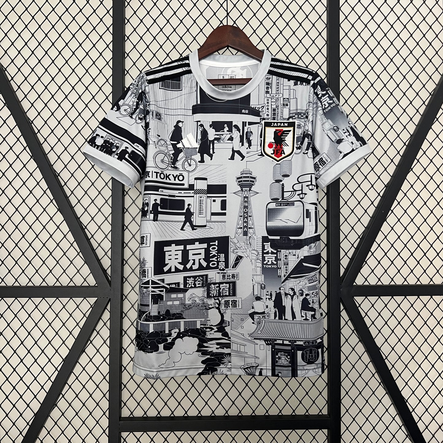Japão "Tokyo Black" 22/23