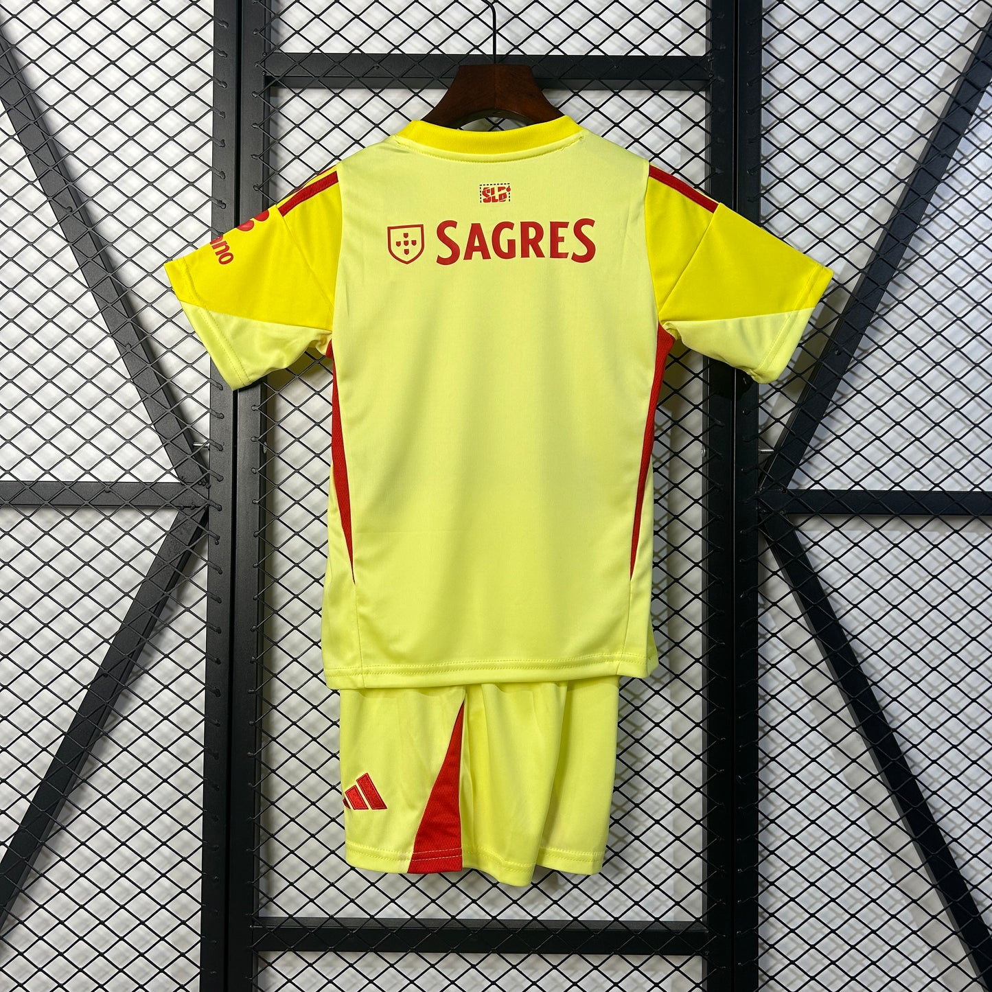 Kit Criança Benfica Guarda-Redes 25/26