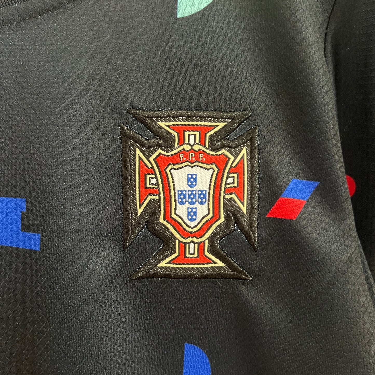 Kit Criança Portugal Aquecimento 24/25