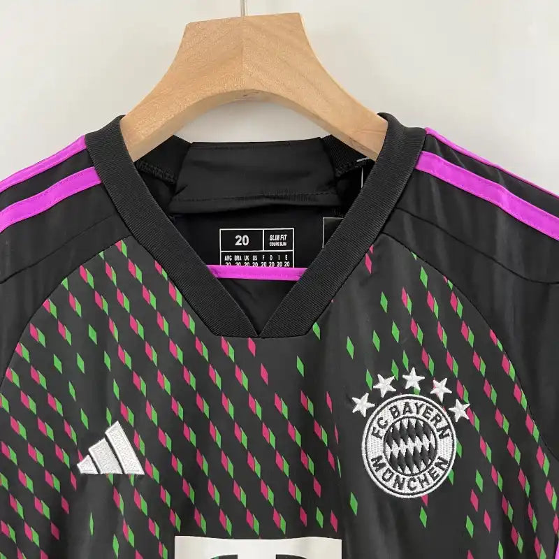 Kit Criança Bayern Munique Alternativa 23/24