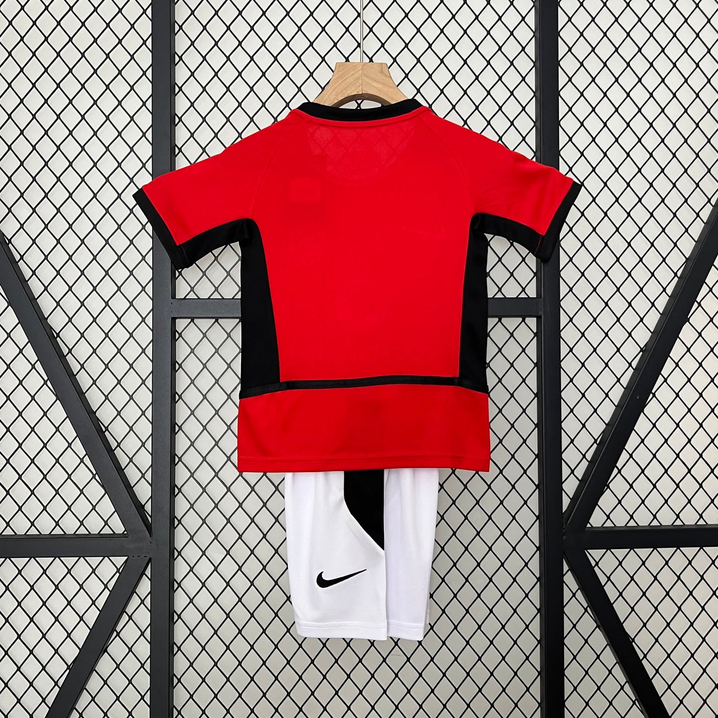 Kit Criança Manchester United Principal 02/04