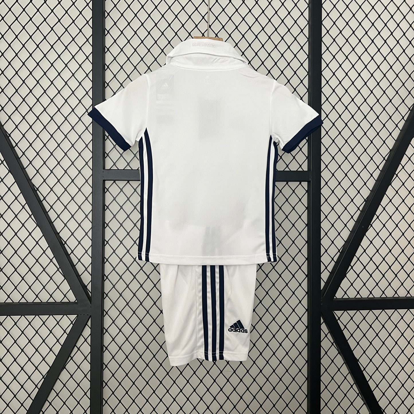 Kit Criança Real Madrid Principal 16/17