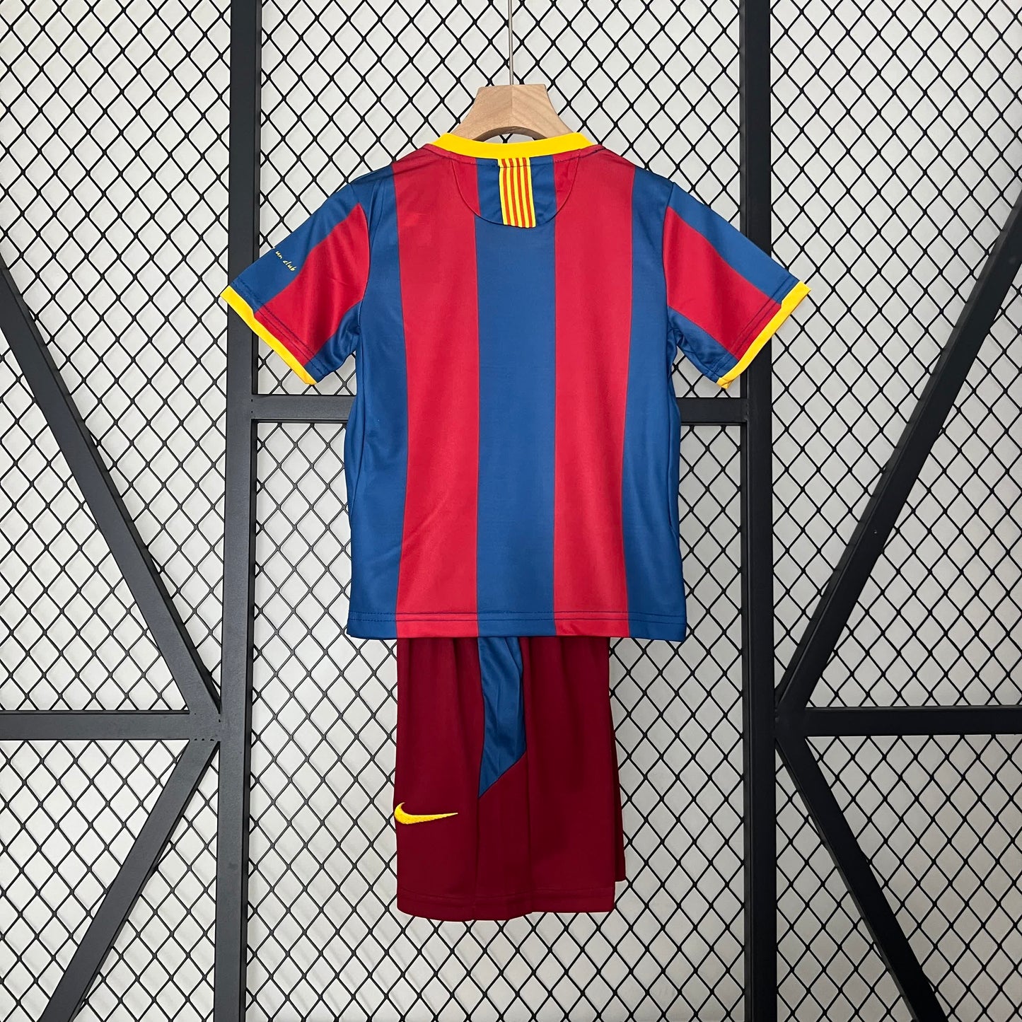 Kit Criança Barcelona Principal 10/11