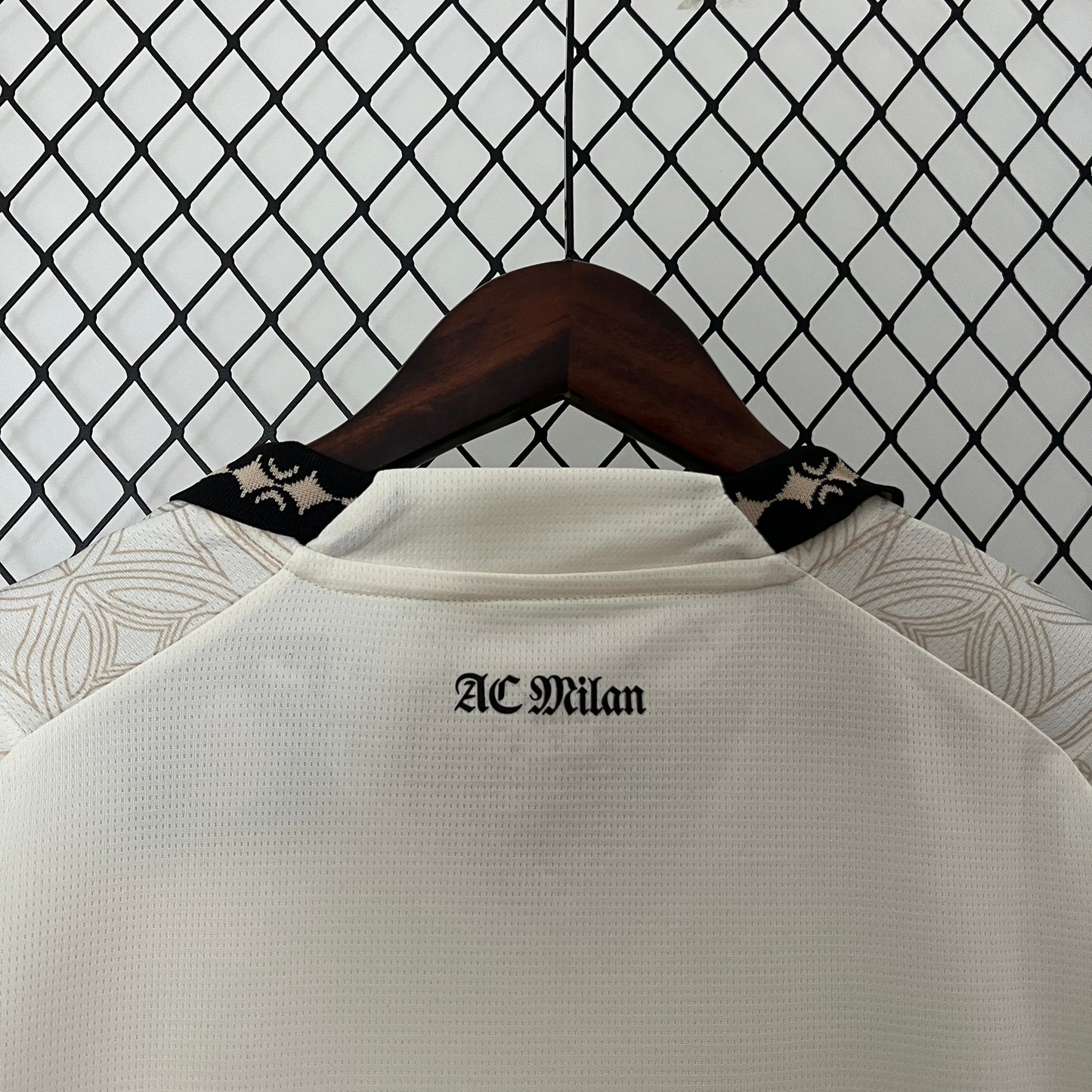 AC Milan Quarta (Pleasures White) 23/24