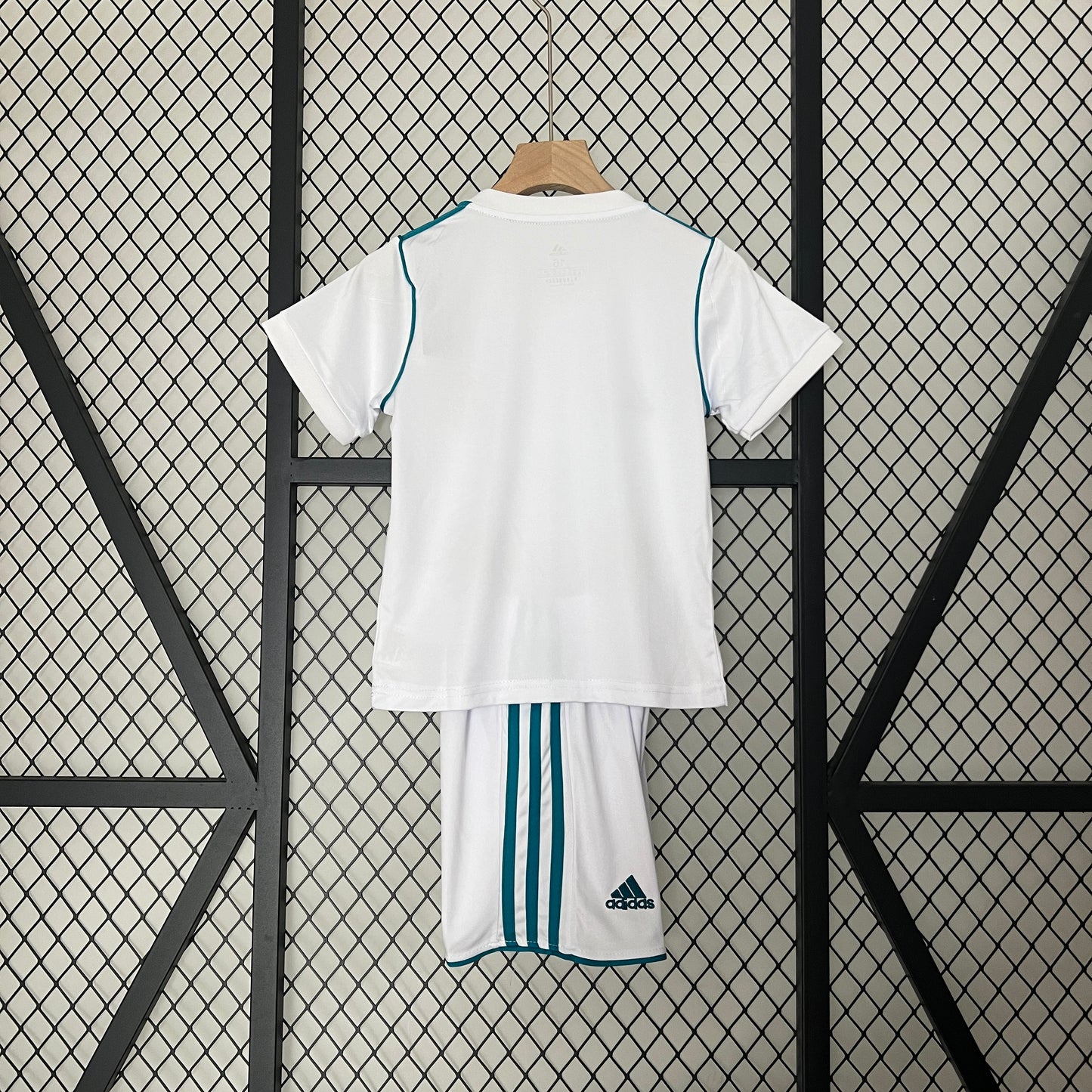 Kit Criança Real Madrid Principal 17/18