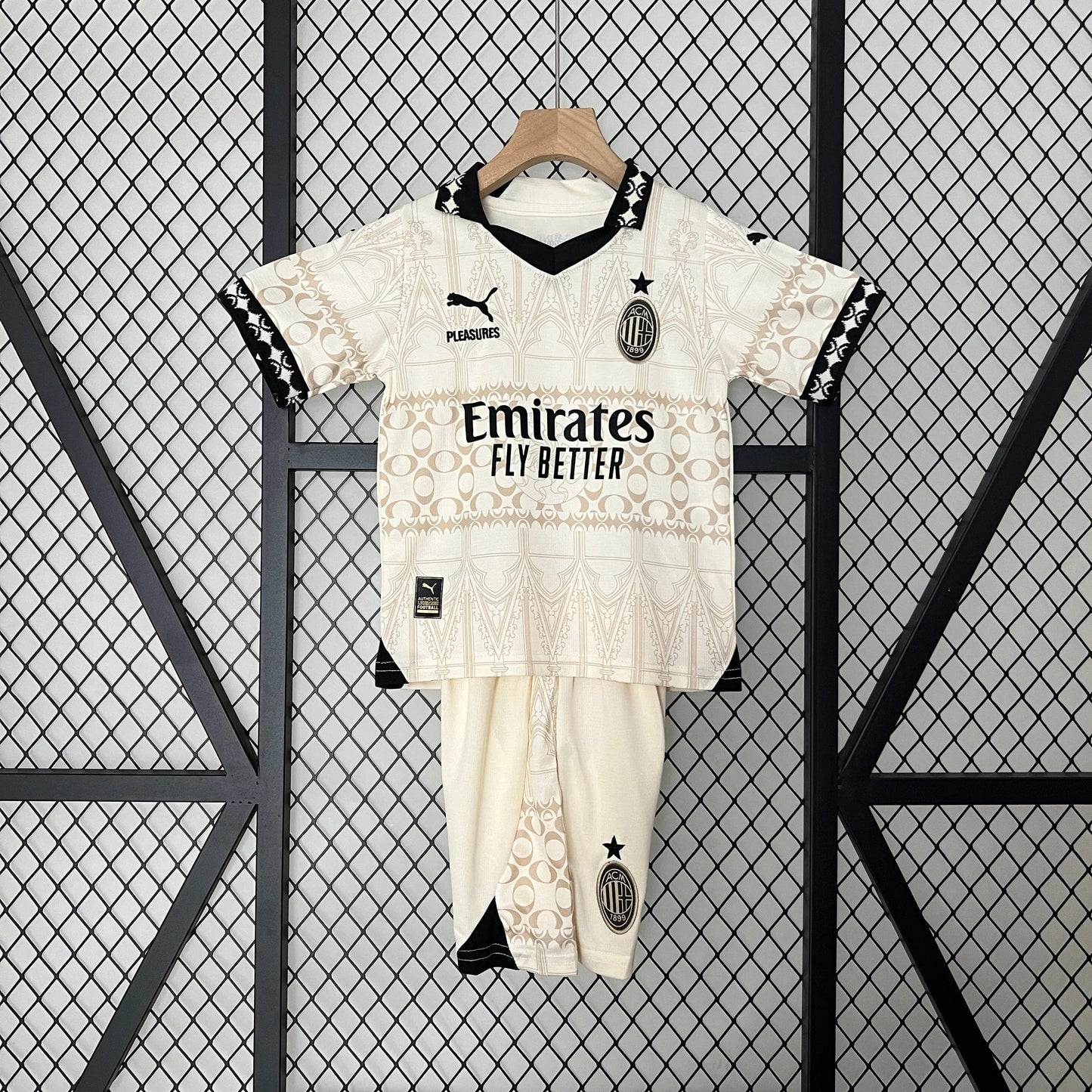 Kit Criança AC Milan Quarta 23/24
