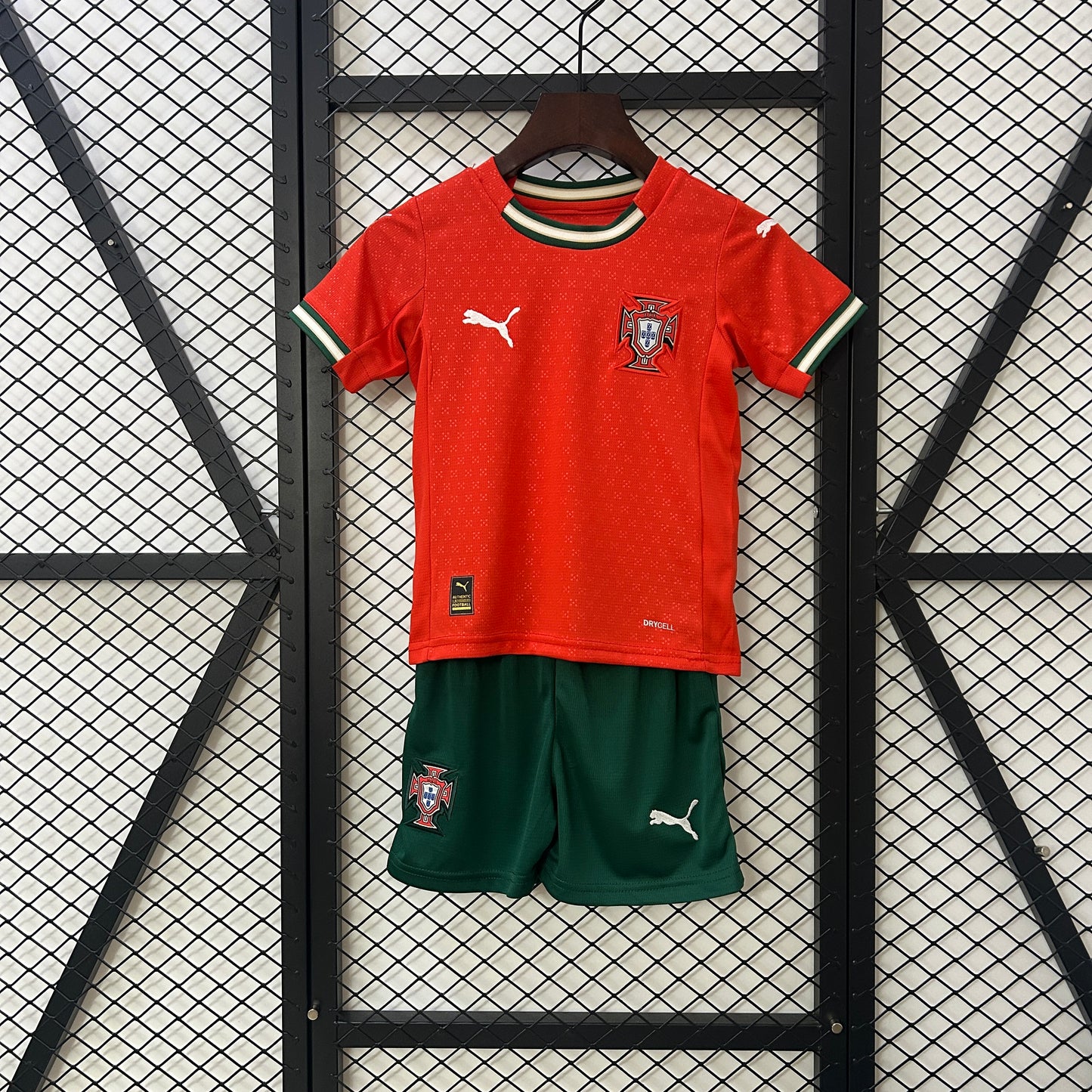 Kit Criança Portugal Principal 25/26