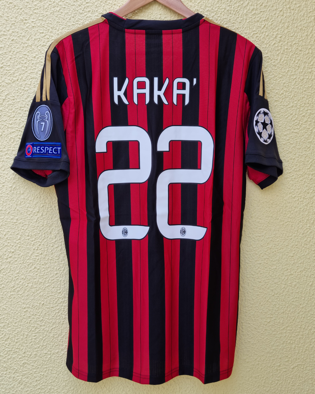 Em Stock - AC Milan Principal 13/14 - Kaká 22