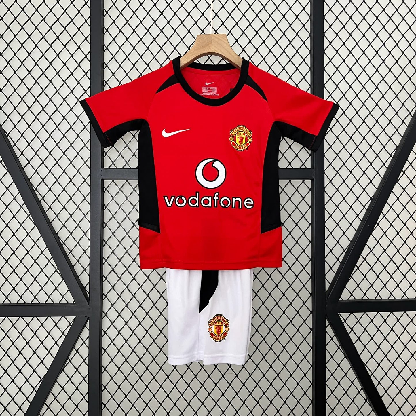 Kit Criança Manchester United Principal 02/04