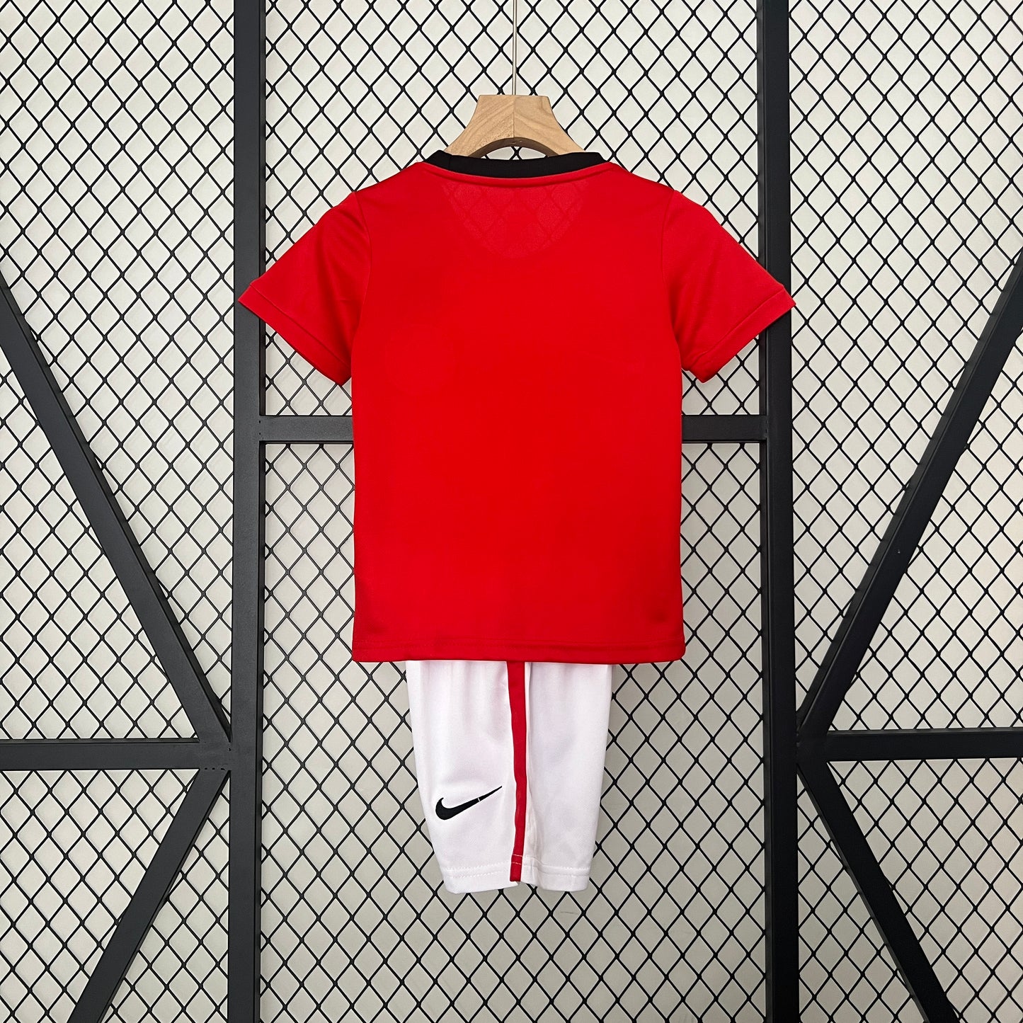 Kit Criança Manchester United Principal 09/10