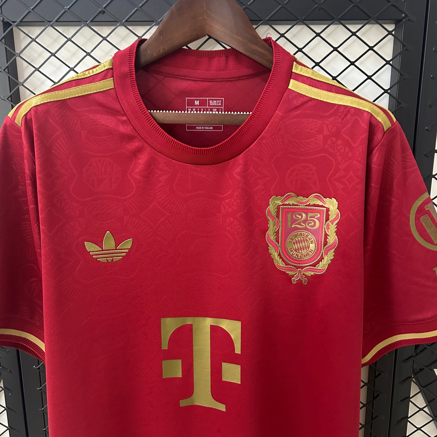 Bayern Munique Edição Especial "125 Anos" 24/25