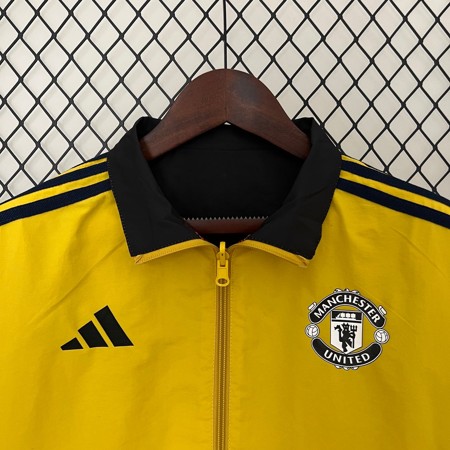 Manchester United - Corta-Vento (Reversível)