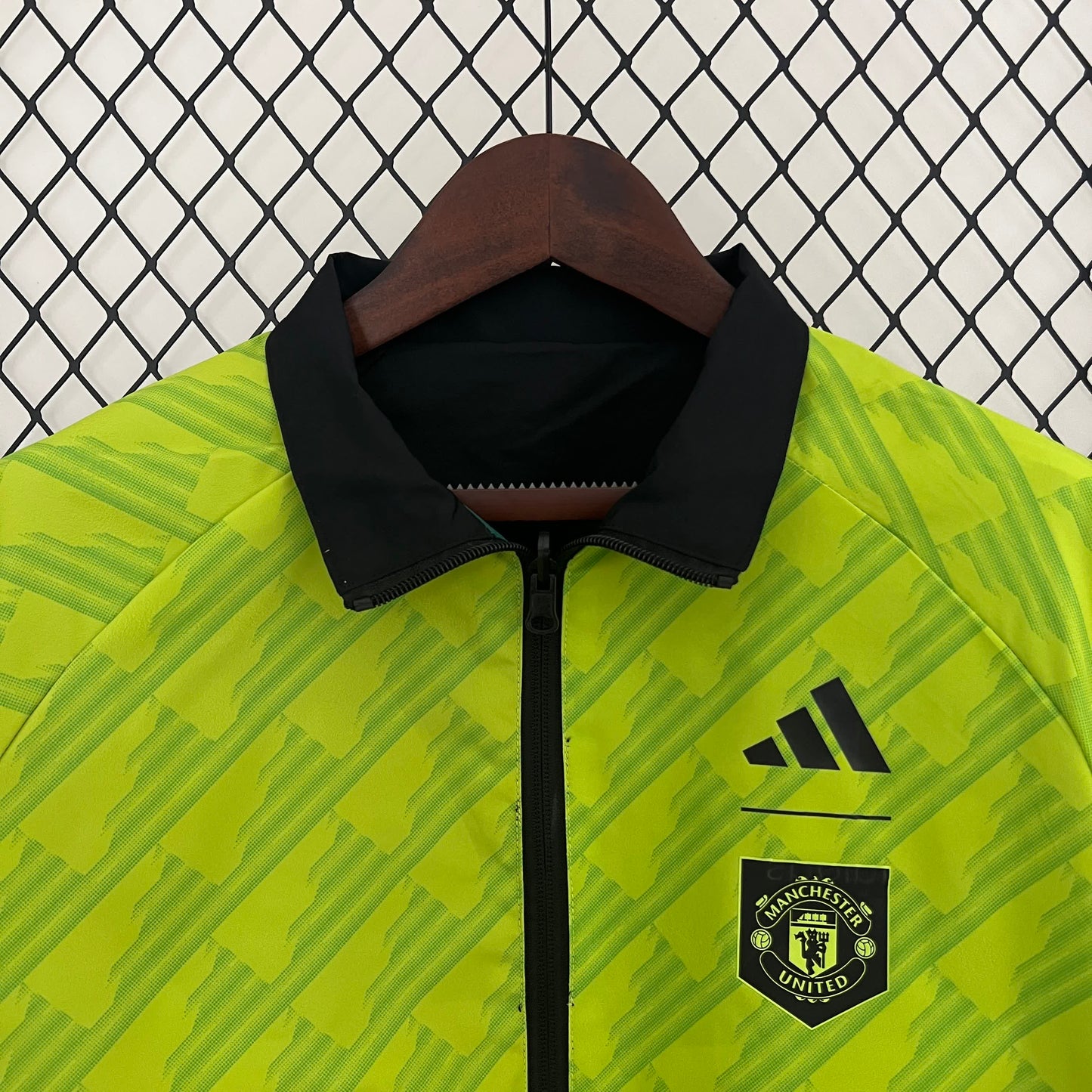 Manchester United - Corta-Vento (Reversível)