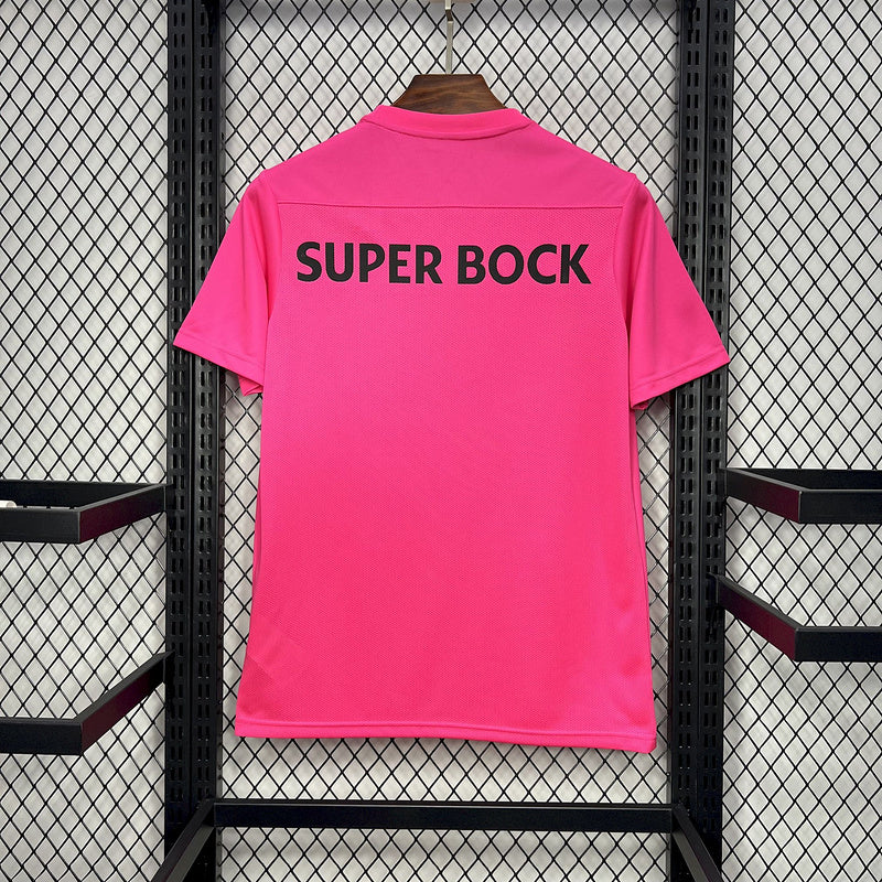 Sporting "Pink October" 24/25