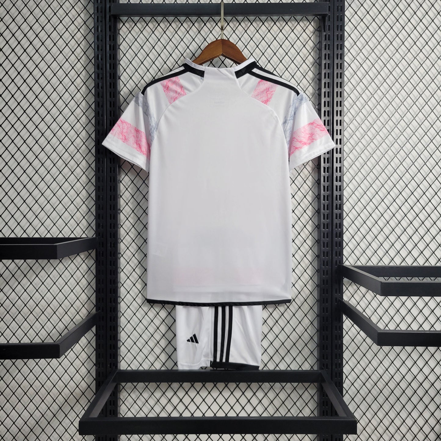 Kit Criança Juventus Alternativa 23/24
