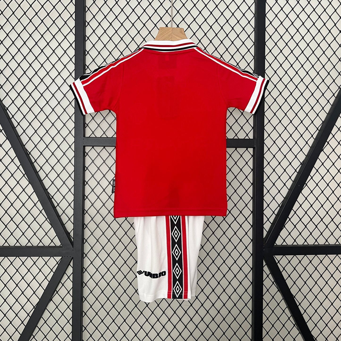 Kit Criança Manchester United Principal 98/99