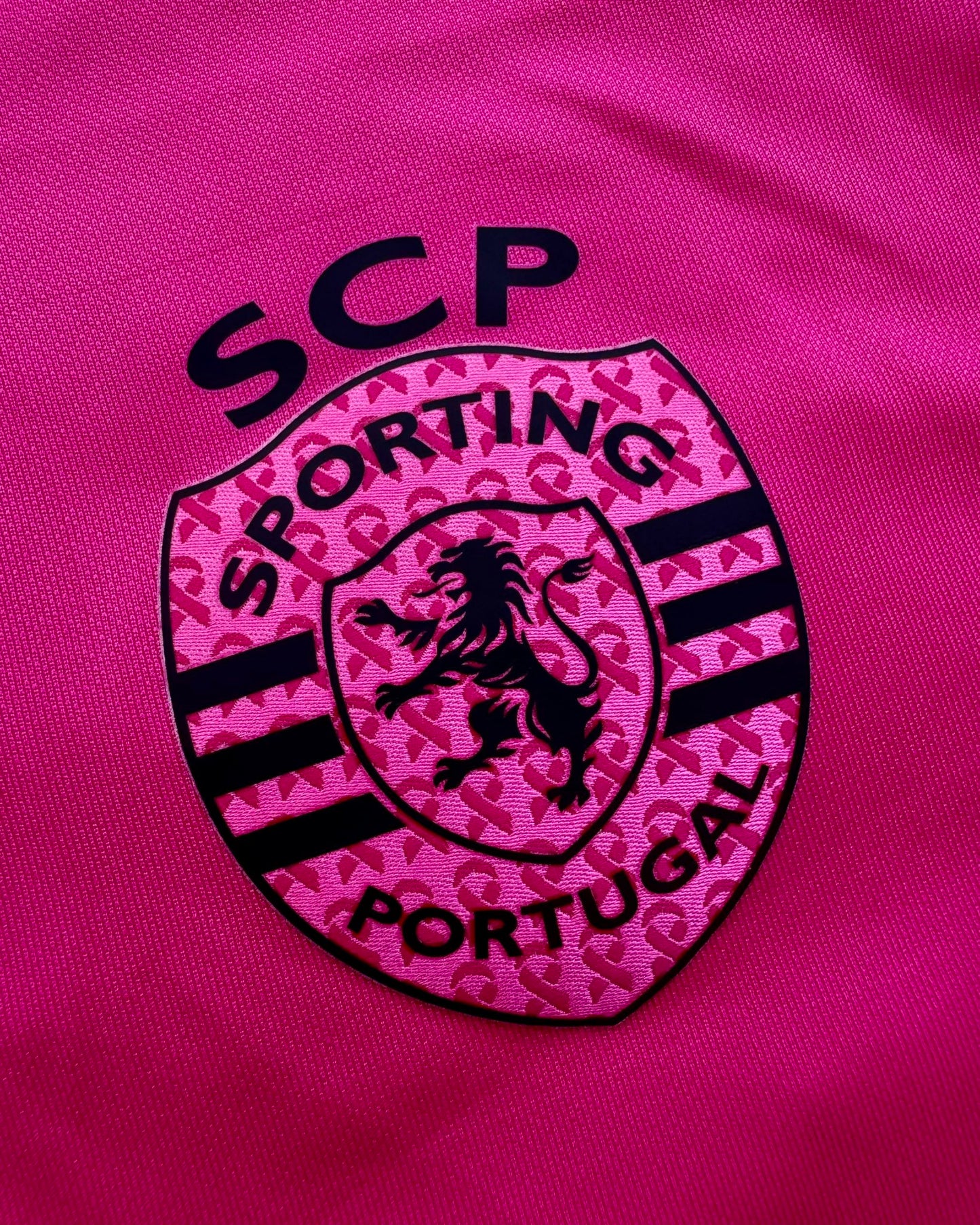 Sporting "Pink October" 24/25
