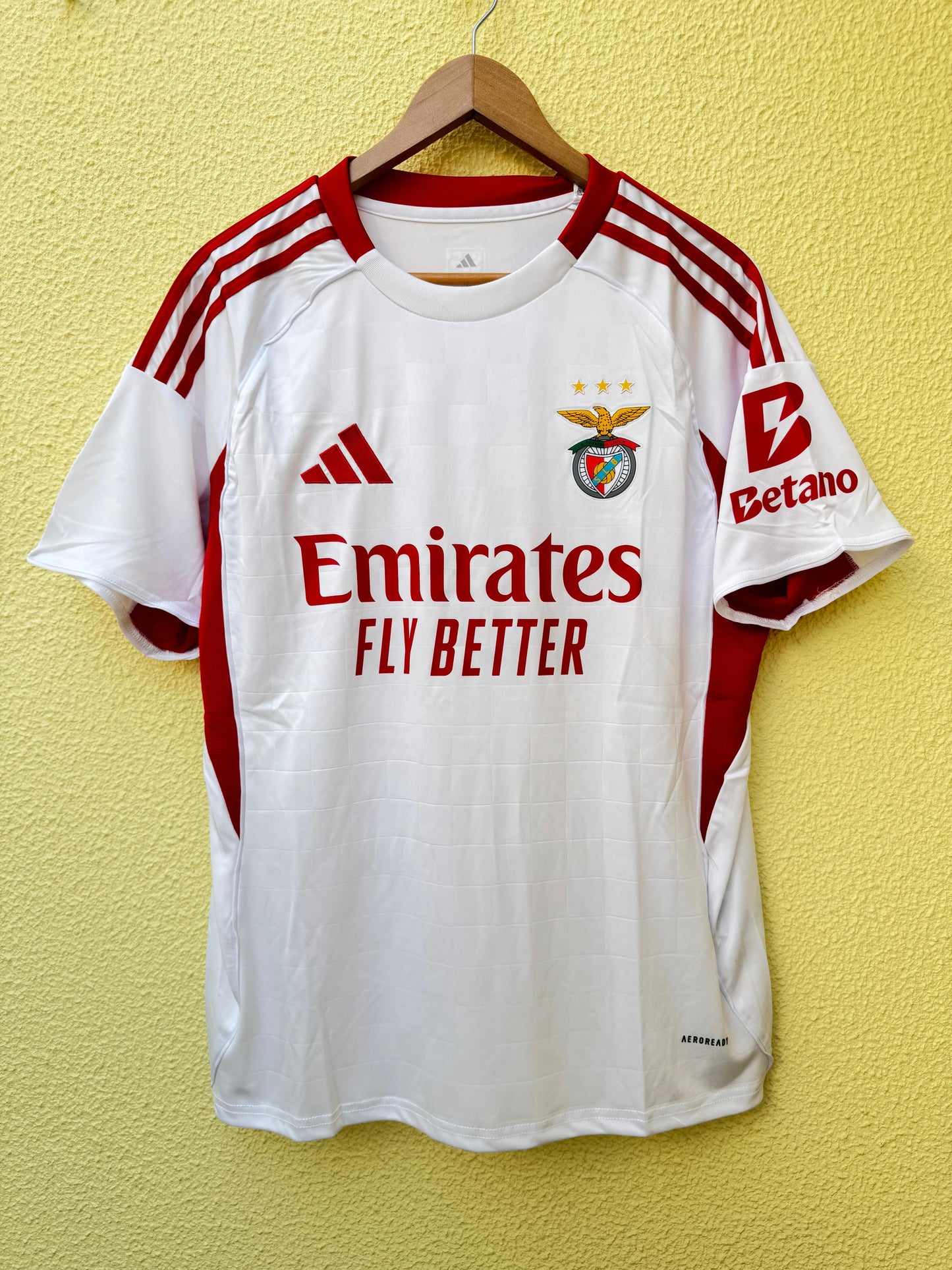 Em Stock - Benfica Alternativa 25/26