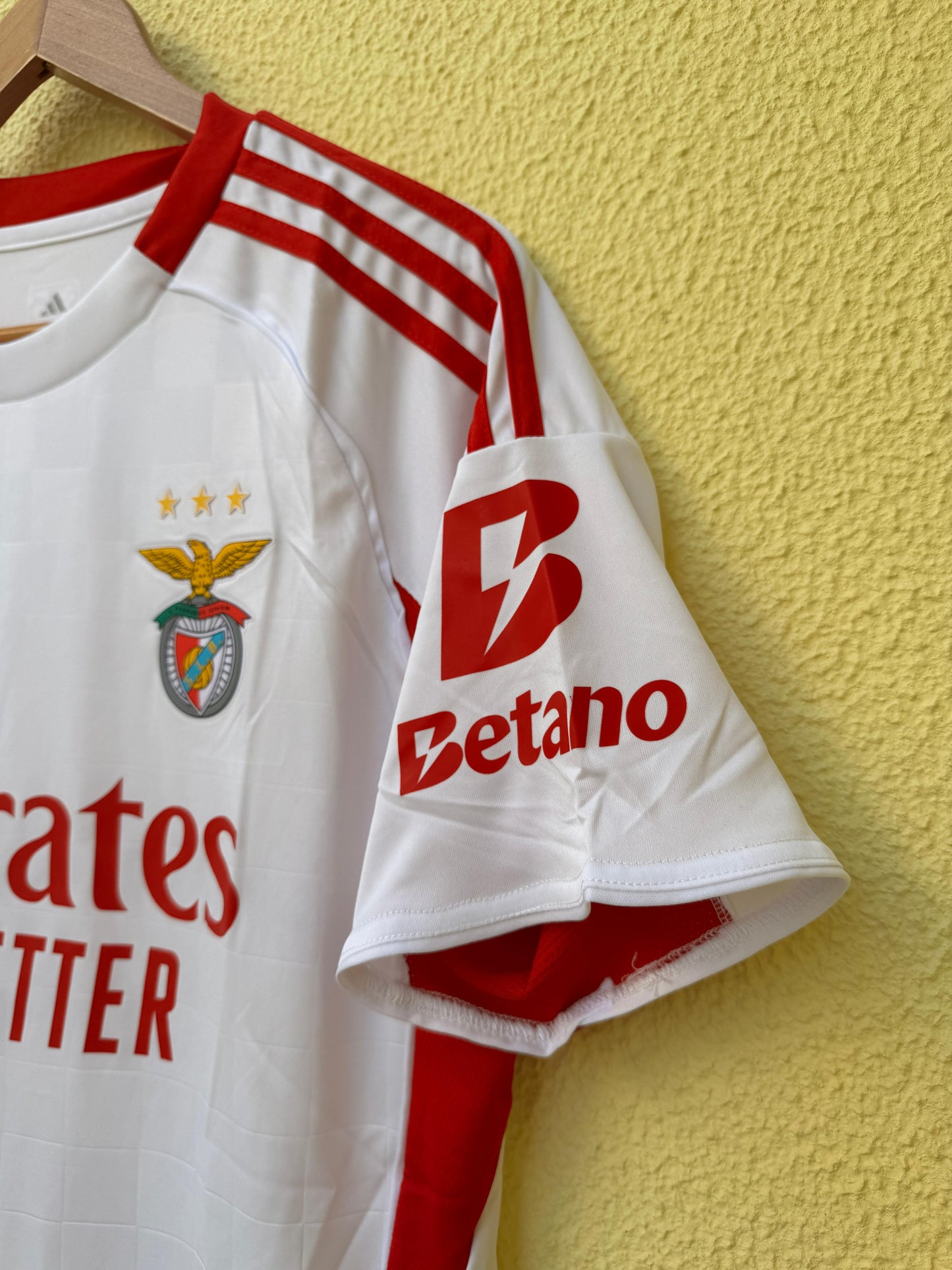 Em Stock - Benfica Alternativa 25/26