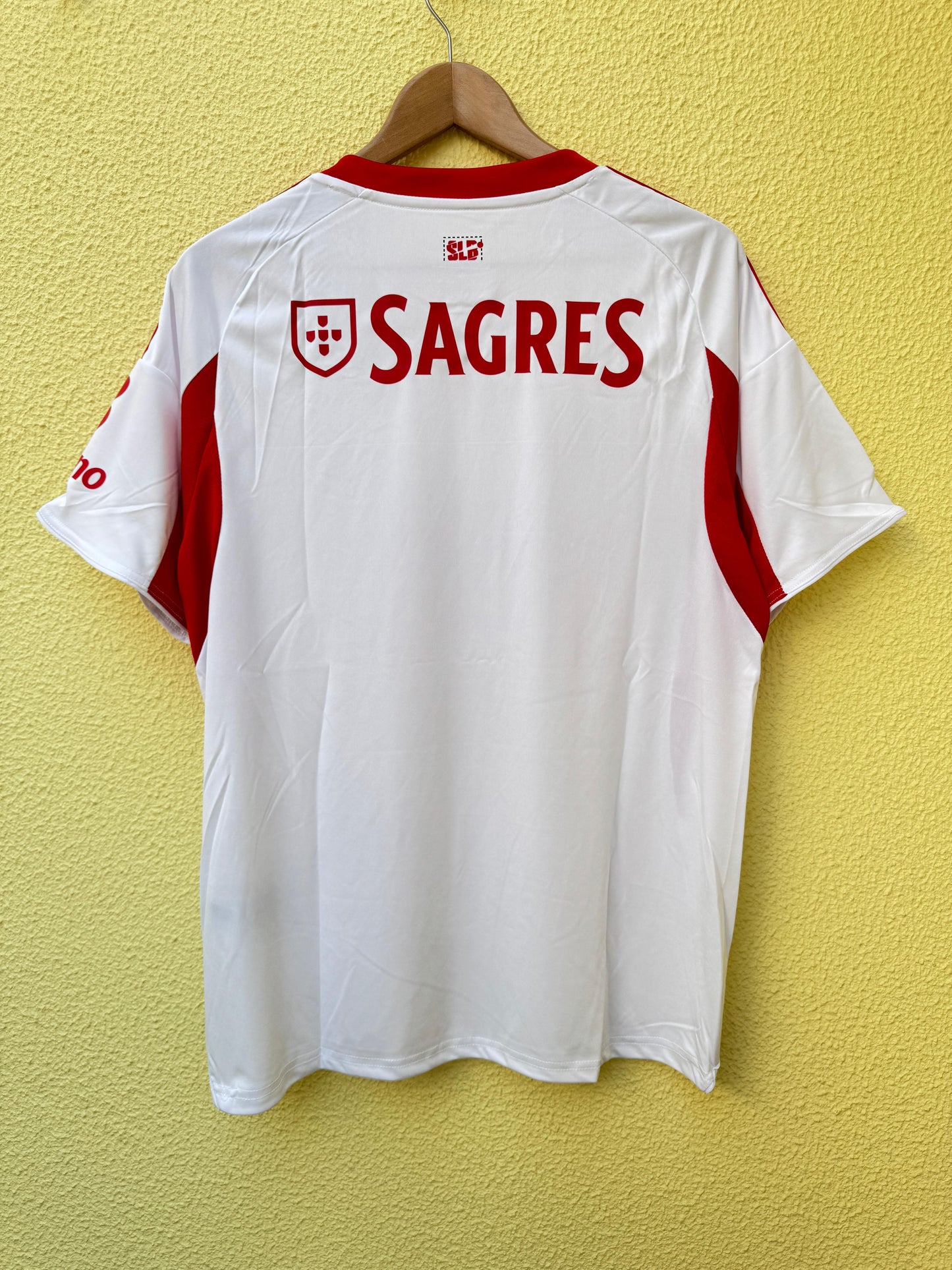 Em Stock - Benfica Alternativa 25/26