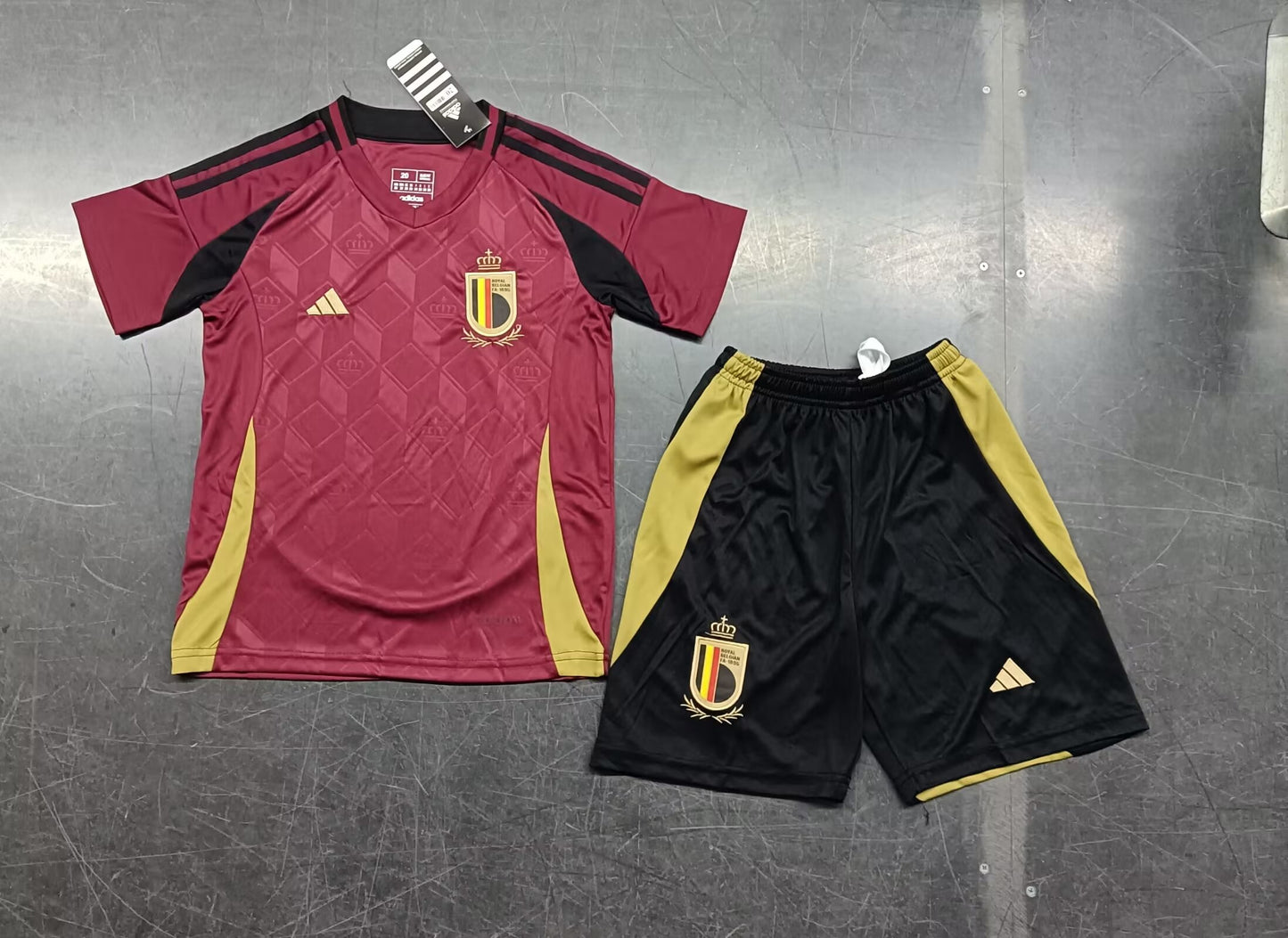 Kit Criança Bélgica Principal 24/25