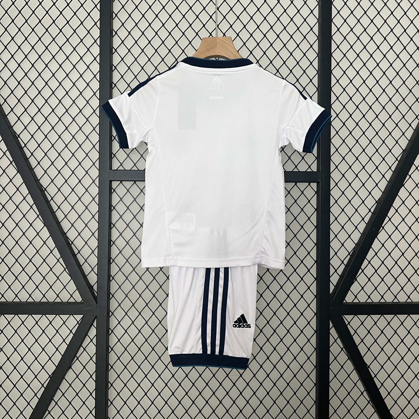 Kit Criança Real Madrid Principal 12/13