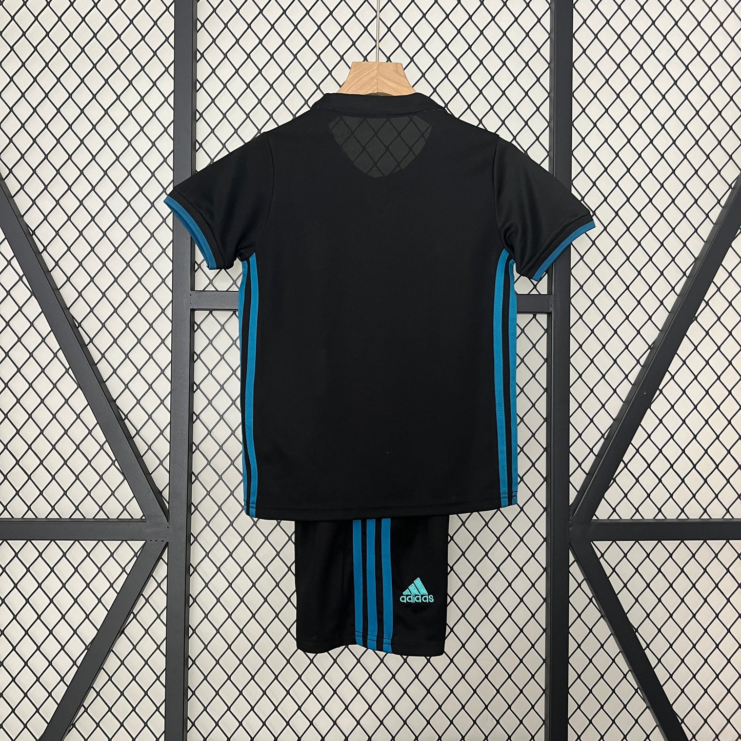 Kit Criança Real Madrid Alternativa 17/18