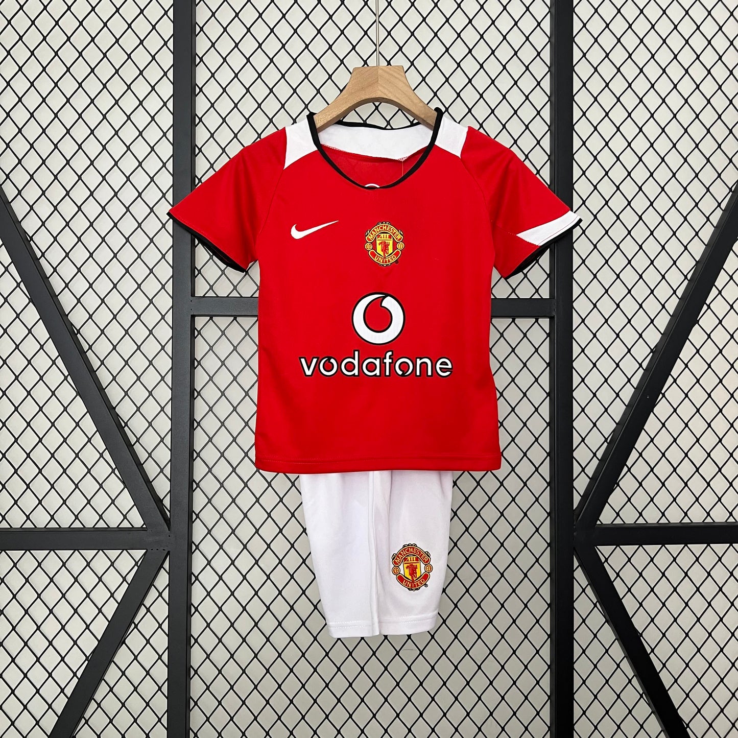 Kit Criança Manchester United Principal 05/06