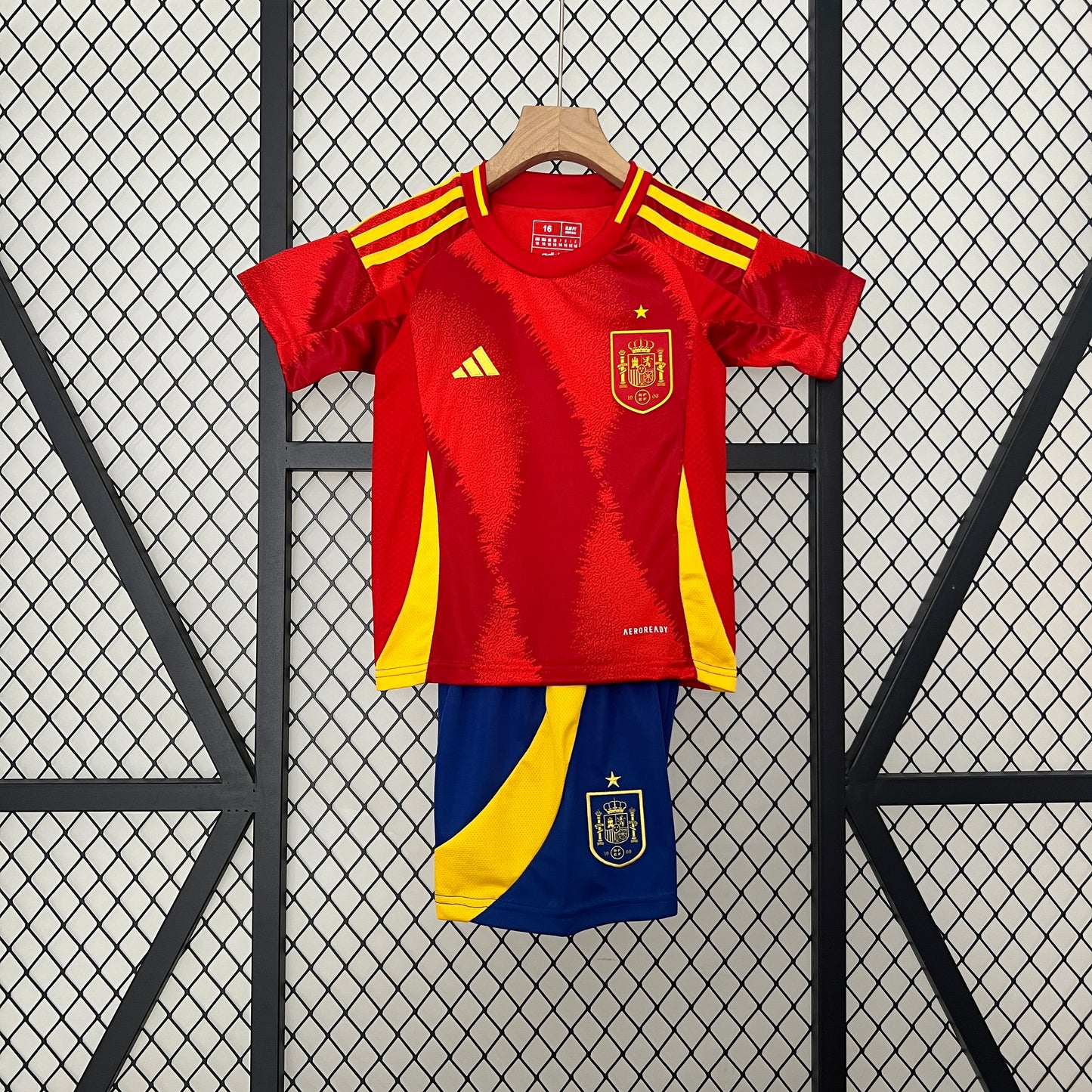 Kit Criança Espanha Principal 24/25