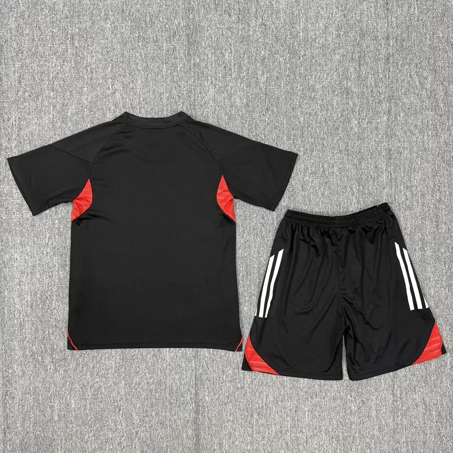Kit Criança Benfica Treino 25/26