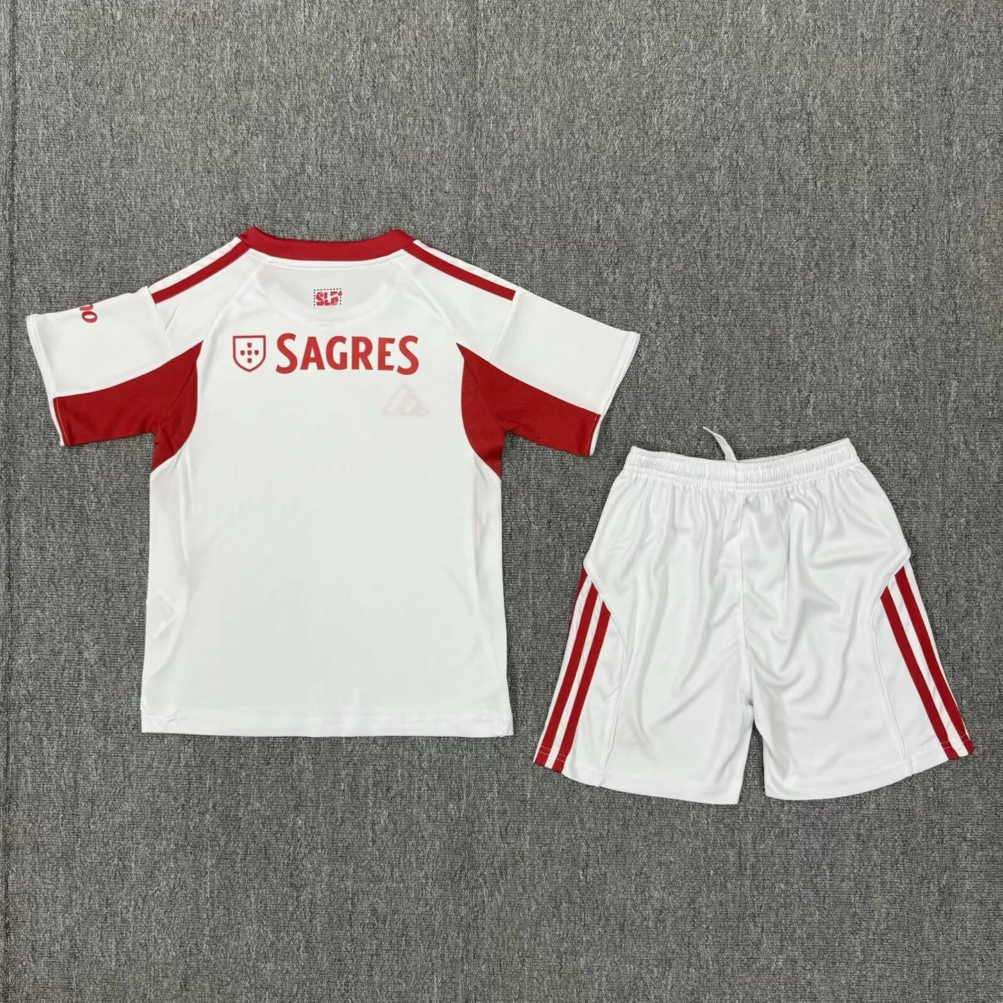 Kit Criança Benfica Terceira 25/26
