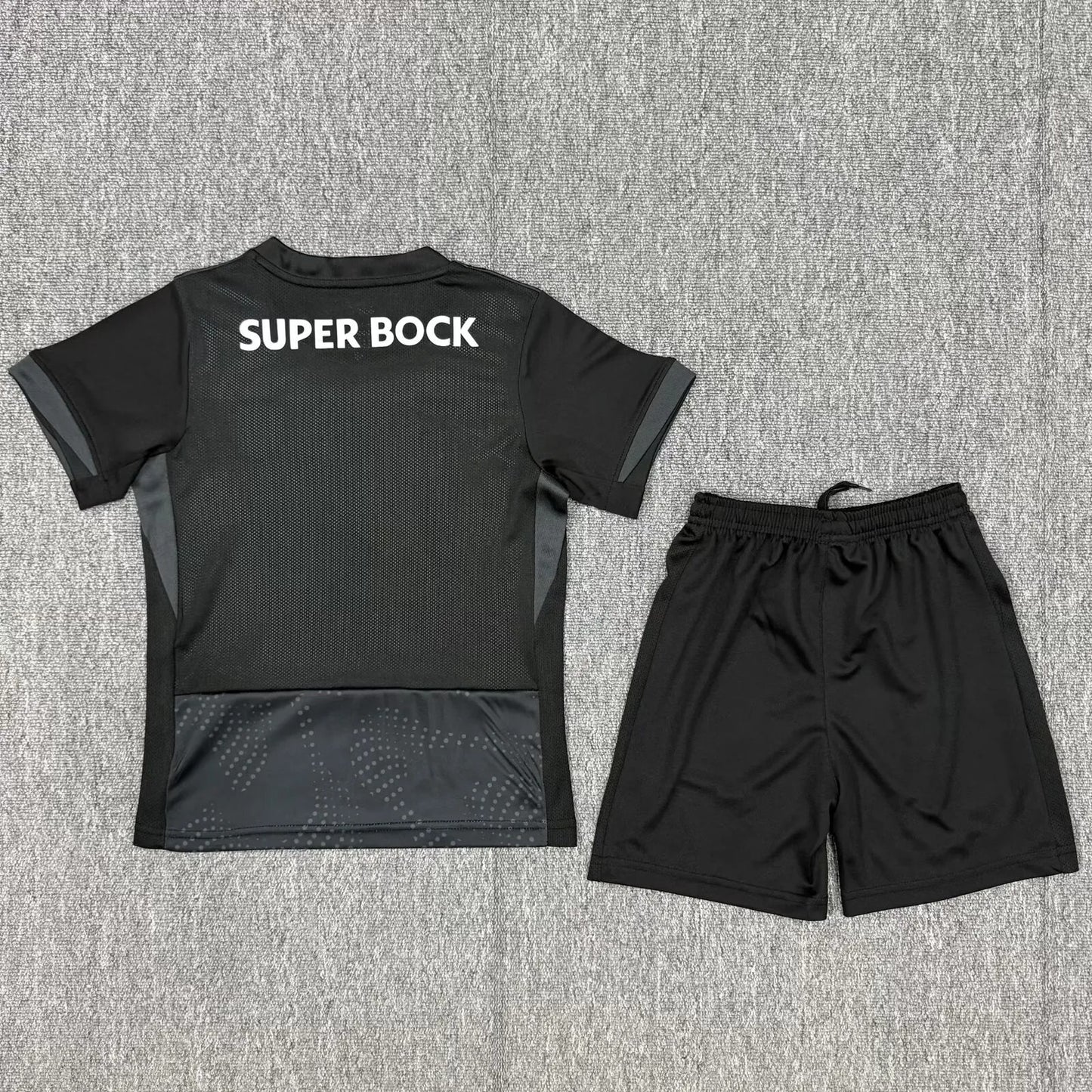 Kit Criança Sporting Alternativa 25/26
