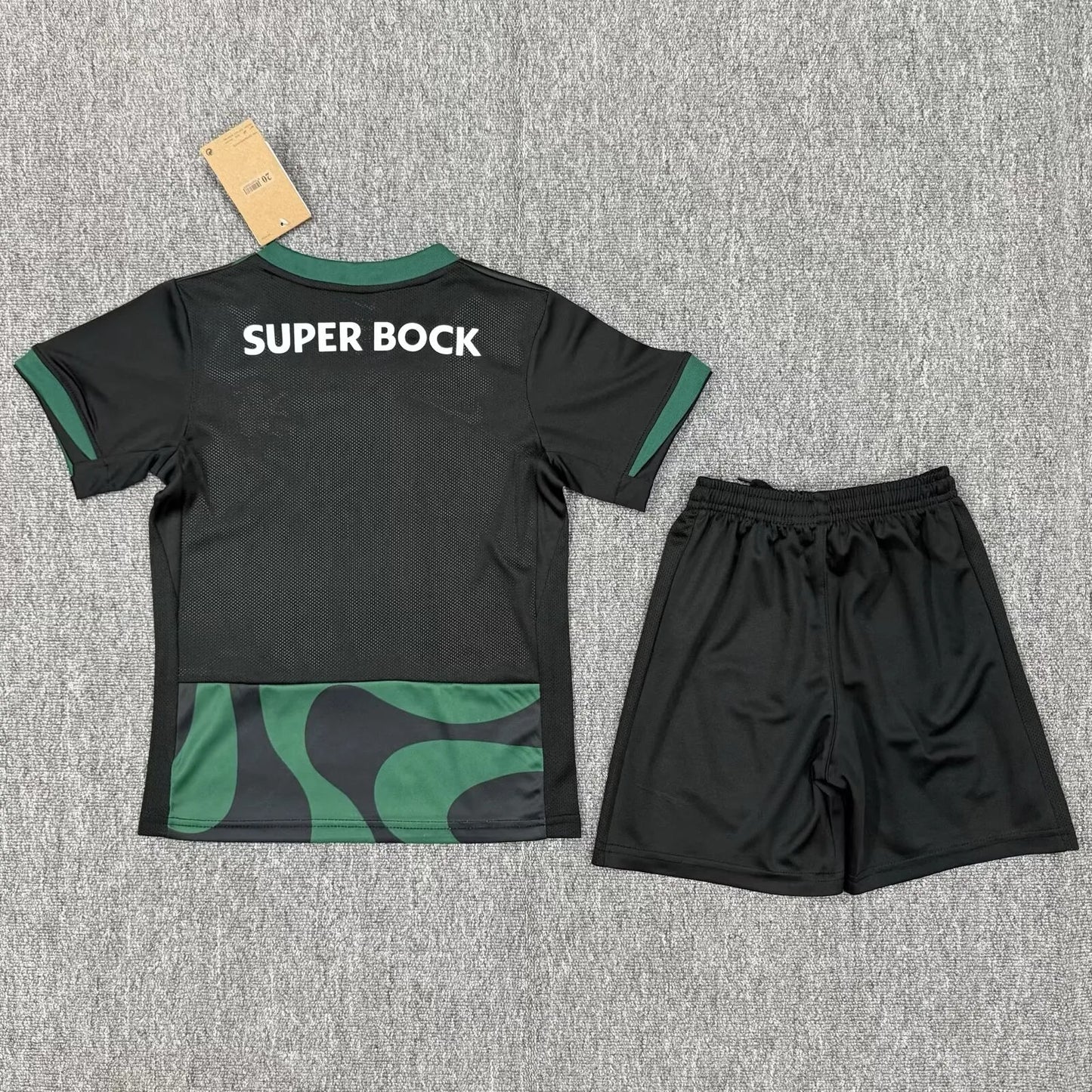 Kit Criança Sporting Alternativa Preta 25/26