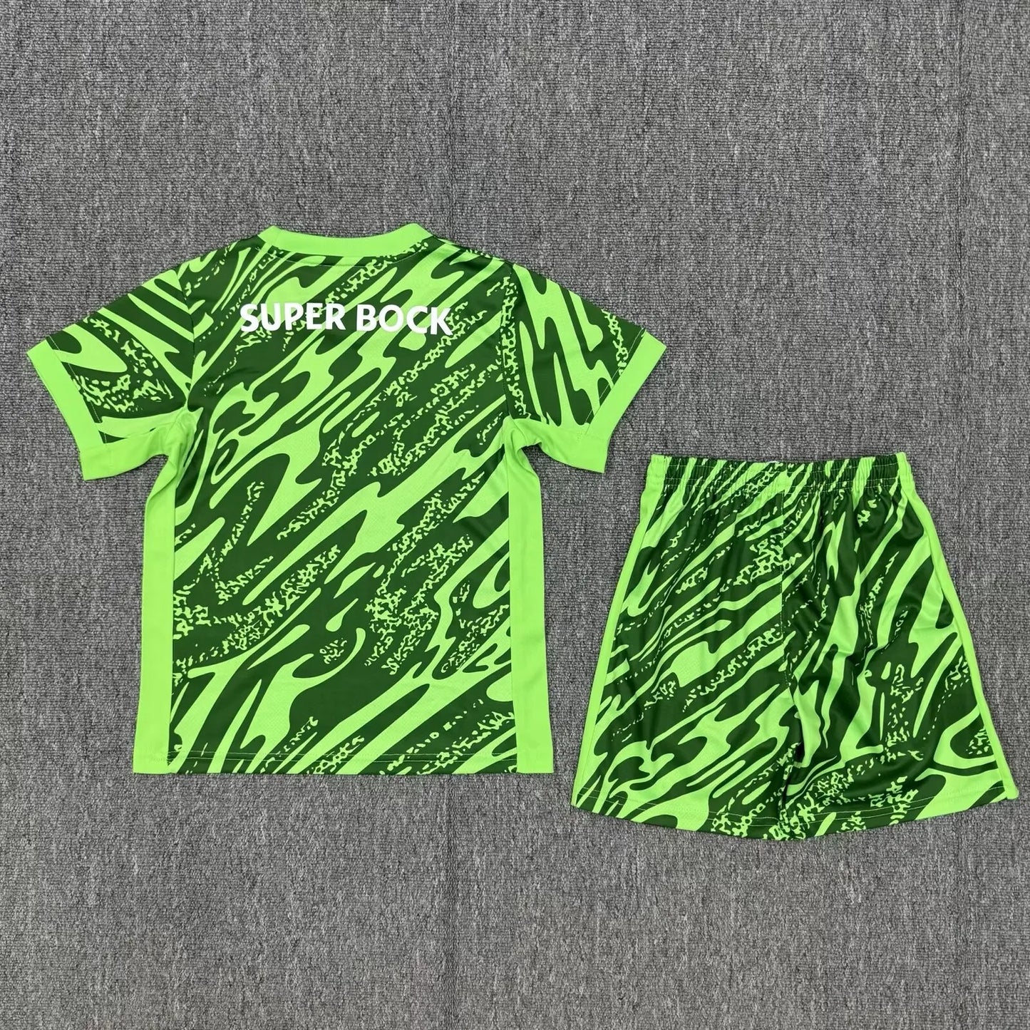 Kit Criança Sporting Guarda-Redes 25/26
