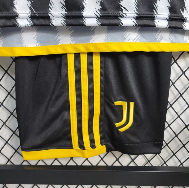 Kit Criança Juventus Principal 23/24