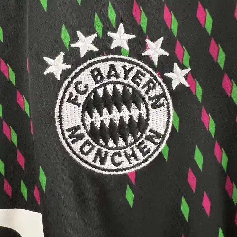 Kit Criança Bayern Munique Alternativa 23/24