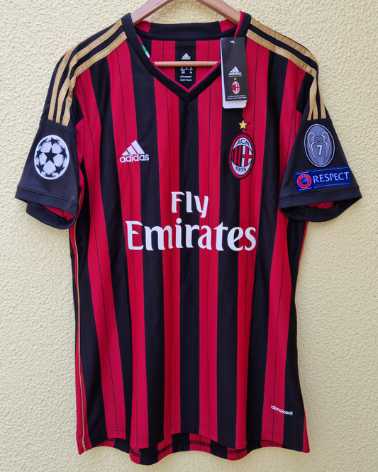 Em Stock - AC Milan Principal 13/14 - Kaká 22