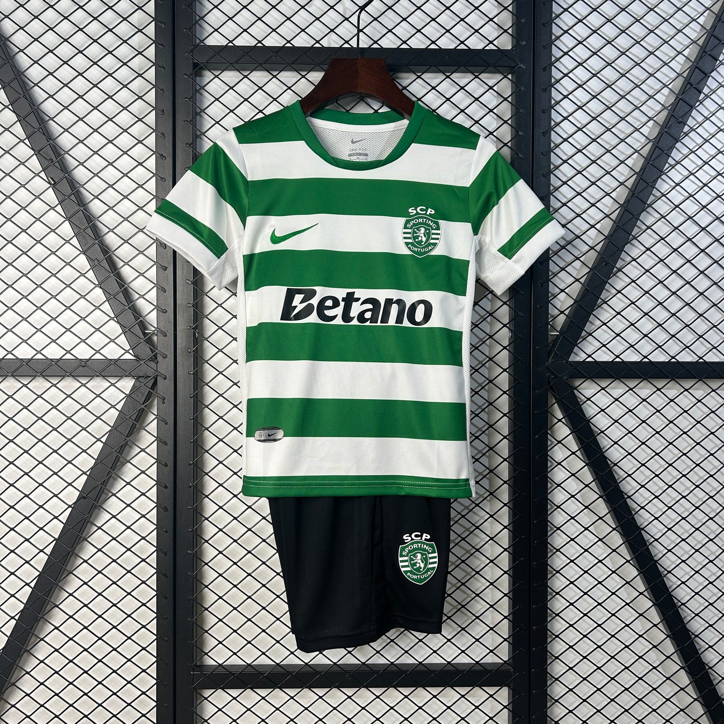 Kit Criança Sporting Principal 25/26