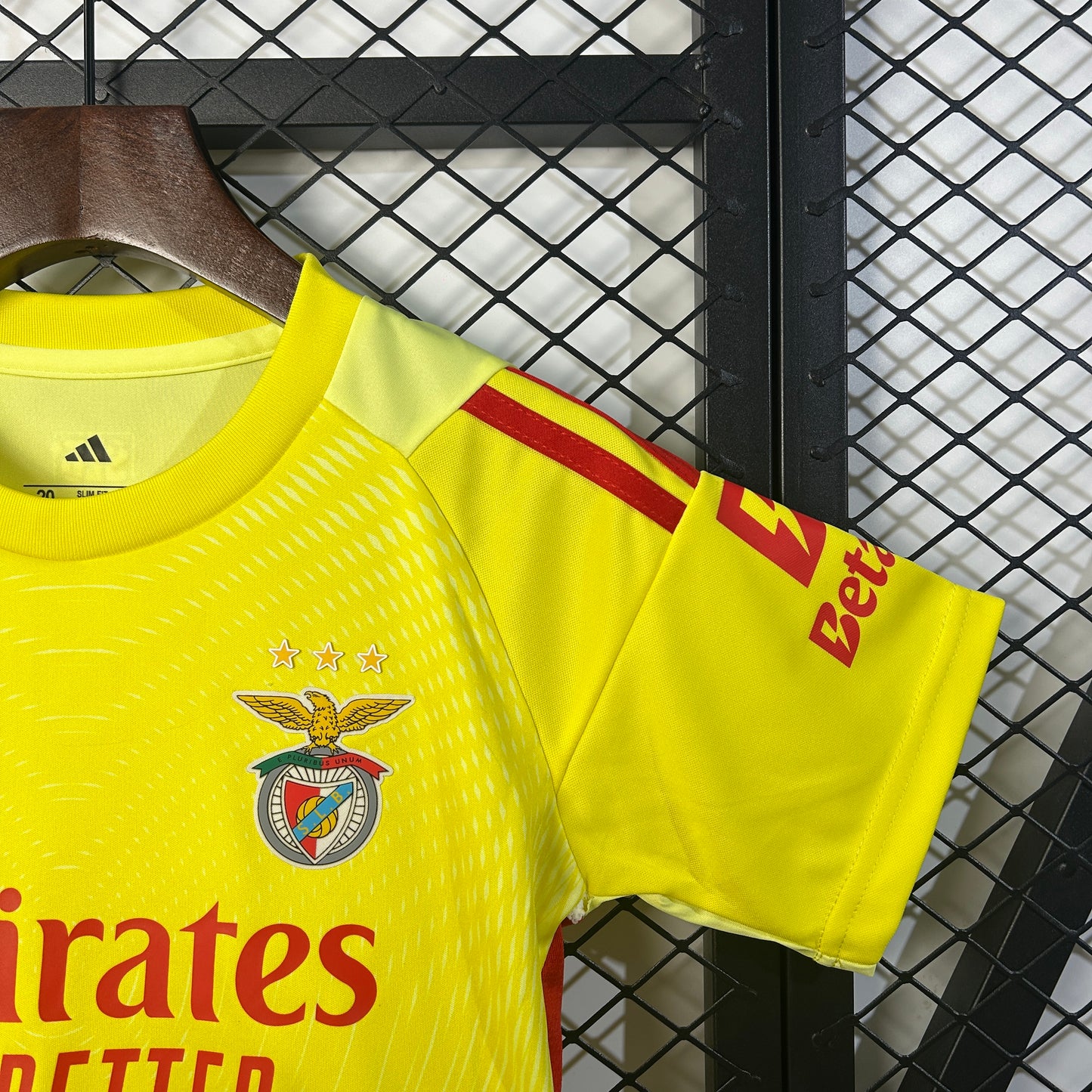 Kit Criança Benfica Guarda-Redes 25/26