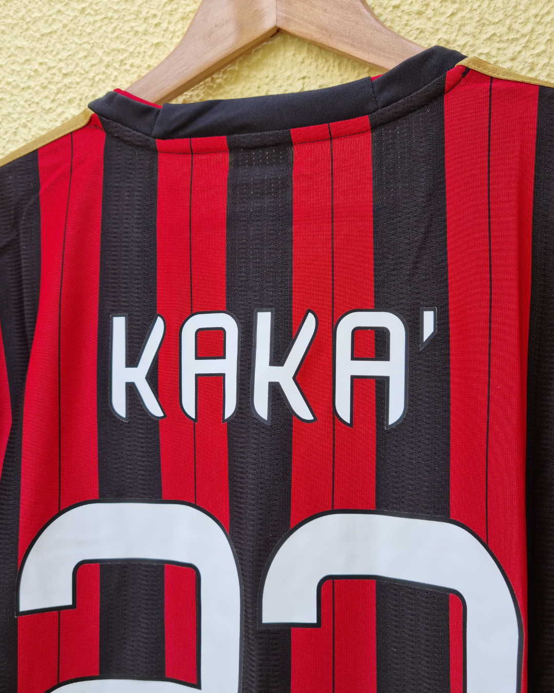 Em Stock - AC Milan Principal 13/14 - Kaká 22