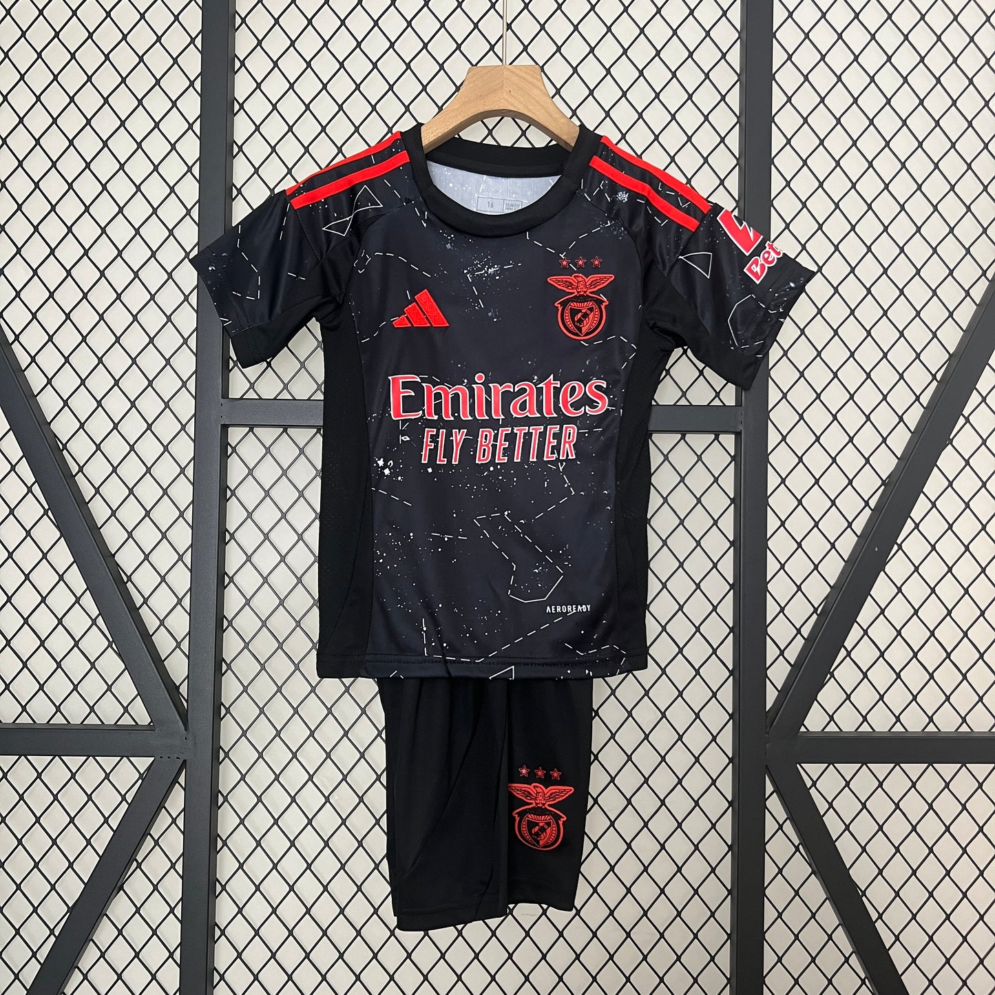 Kit Criança Benfica Alternativa 24/25