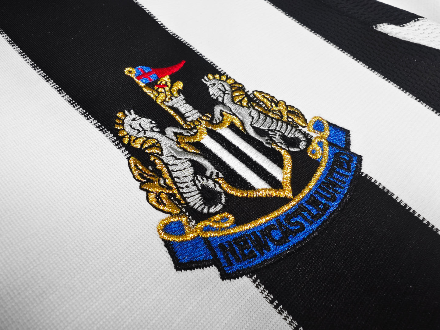 Newcastle Principal 99/00