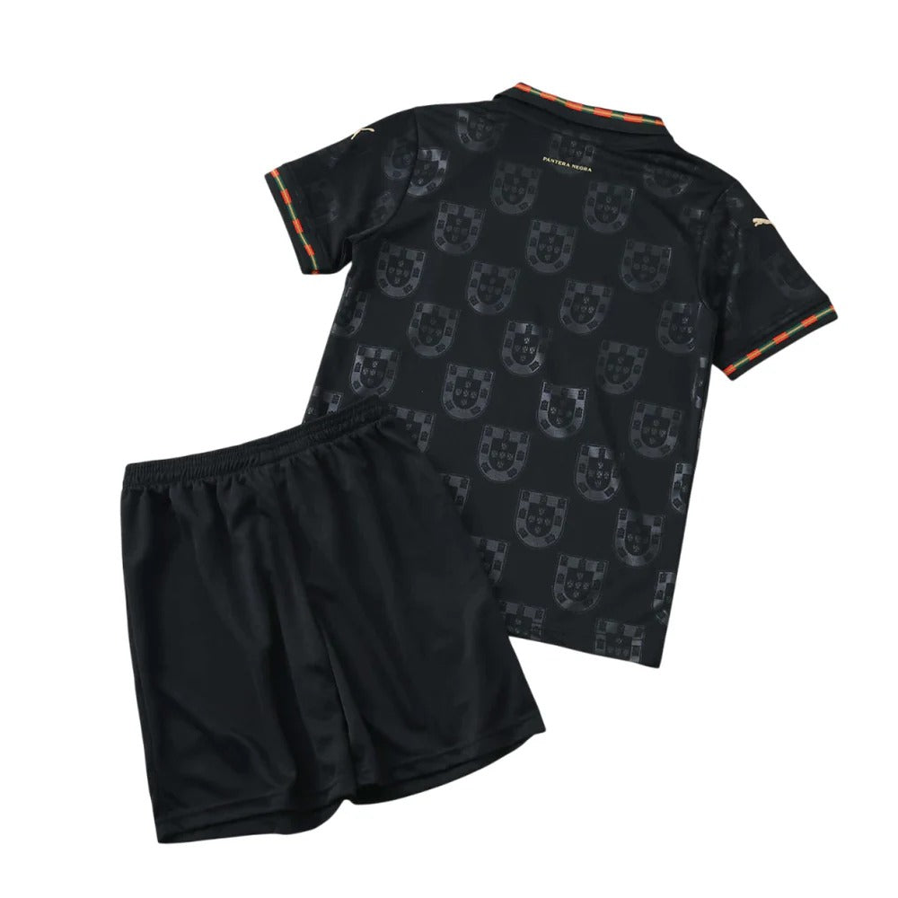 Kit Criança Portugal "Edição Especial Eusébio" 2026